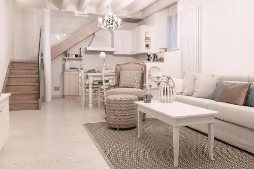 Apartmentsarena - Corte Delle Arti Verona 0*,